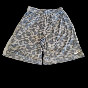 NIKE TRAINING SHORTS 10" GREY SIZE LARGE